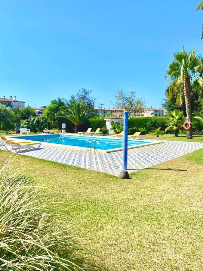 Complejo Colibri 8 Villa Cambrils Exterior photo